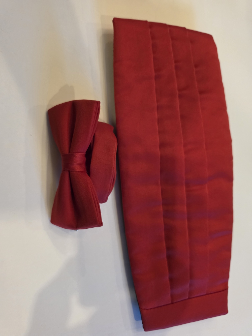 Red Satin Cummerbund & Matching Pre-Tied Bow Tie Tuxedo Set